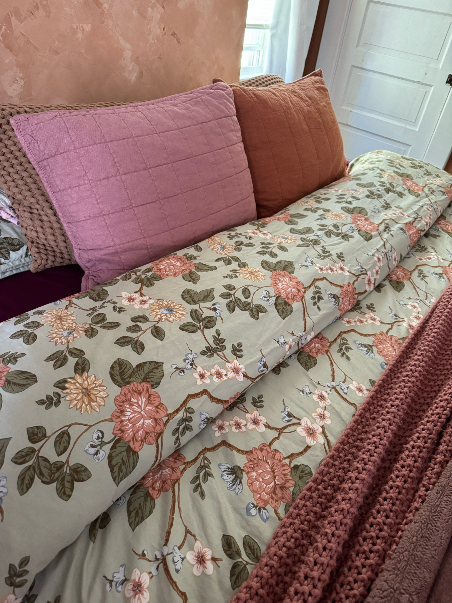 All about the color mixing + patterns these days 

Bedding for spring 
🪻🌸🌻

#LTKHome #LTKFamily #LTKSaleAlert