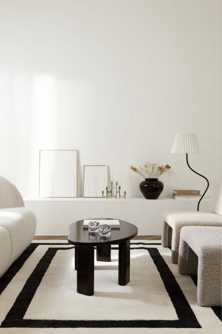 Black and white area rug 
Home decor
Living room
Modern home
Art deco home

#LTKGiftGuide #LTKHome #LTKSaleAlert