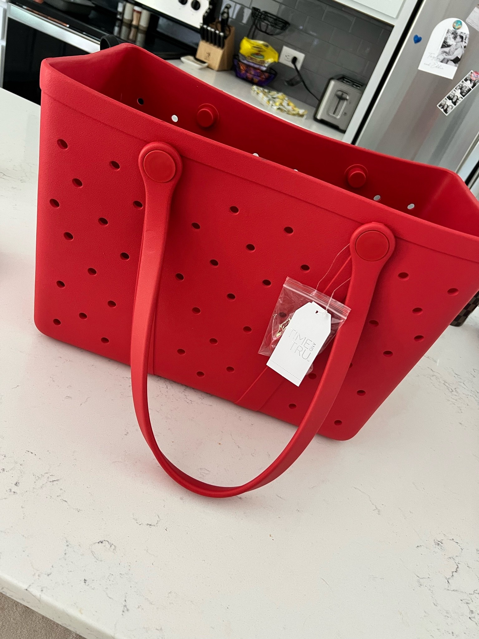 An immediate add to cart - fraction of the price of the name brand, and this red color🍒🍓👌🏻

#beach #beachfinds

#LTKTravel