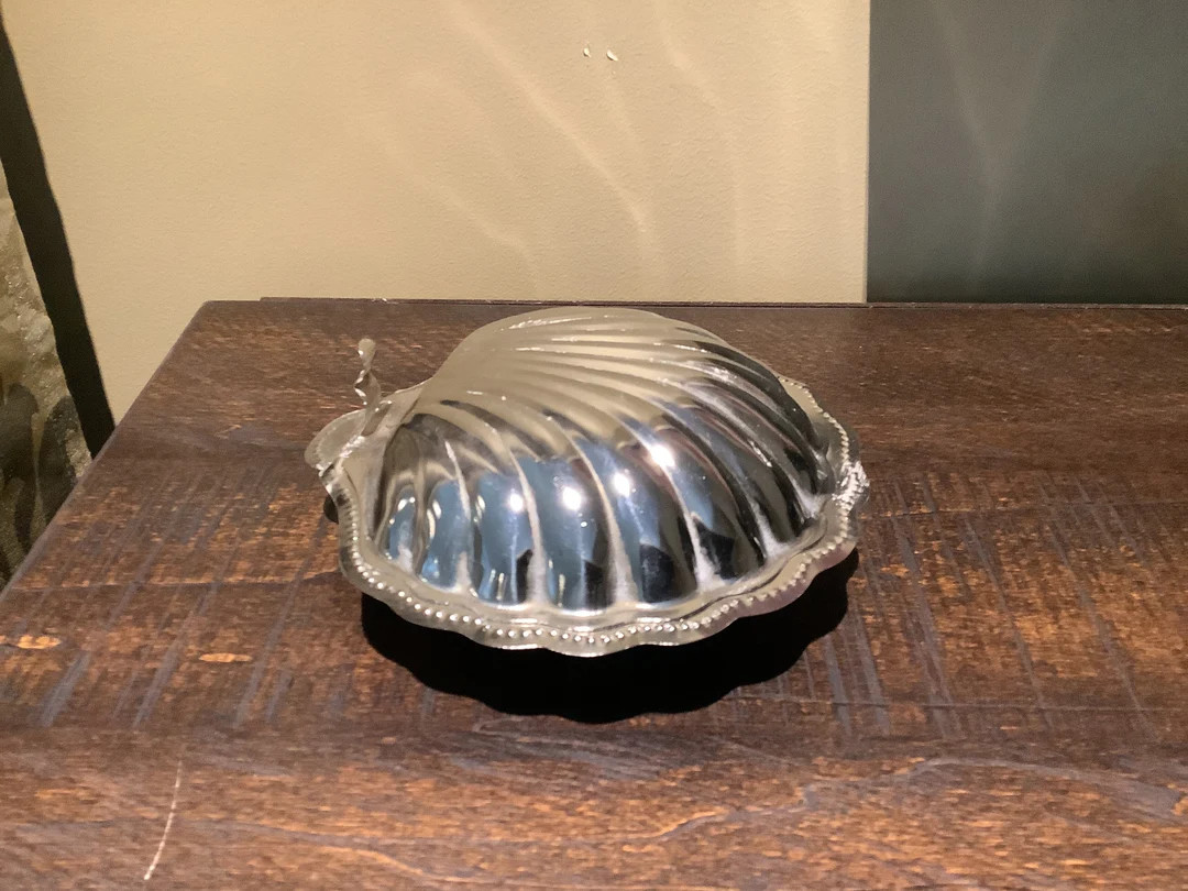Vintage Silver Coloured Clam Shell Butter Dish With Glass Insert - Etsy | Etsy (US)