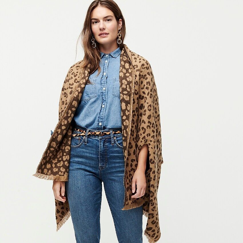 Cape-scarf in double-sided leopard | J.Crew US