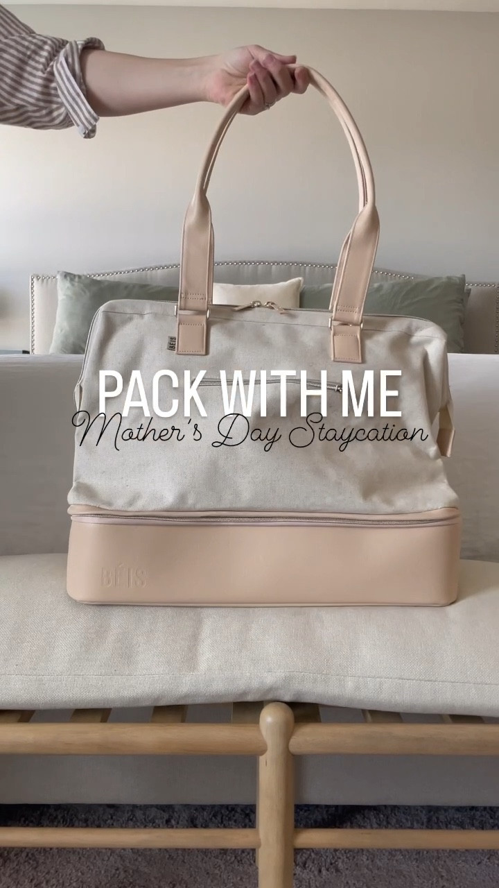 Mother’s Day Weekend Getaway and Staycation with my Beis Weekender Bag!

#mothersday #getaway #weekendgetaway #staycation #cuteluggage #chicluggage #classyluggage #neutralluggage #dufflebag #weekendbag #travelbag #carryonbag

#LTKFind #LTKtravel