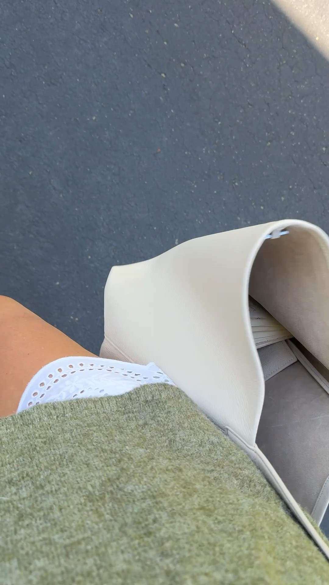 This leather @Quince tote is so good! I have the large size in ivory. Gorgeous quality, lightweight and holds a ton - it’s the perfect summer work bag 

Also linking my Marea eyelet shorts and this amazing Free People sweater!

#LTKootd #LTKdayinmylife #LTKmorningroutine