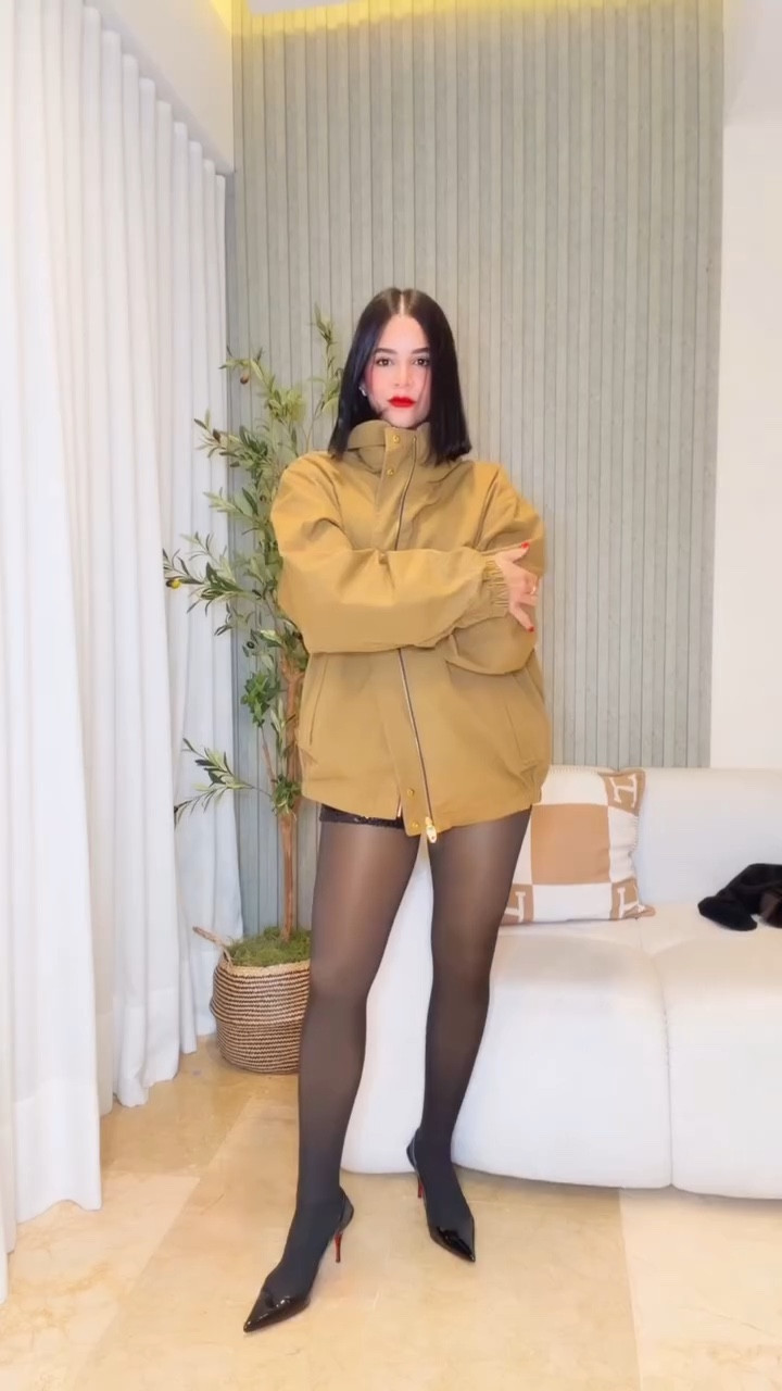 Hermana 💅🏻 Estas medias térmicas parecen transparentes 🤩 son súper suavecitas y vienen forradas por dentro para que no pases frío. 🥶 

#fashionhack #founditonamazonfashion #alazonfashion