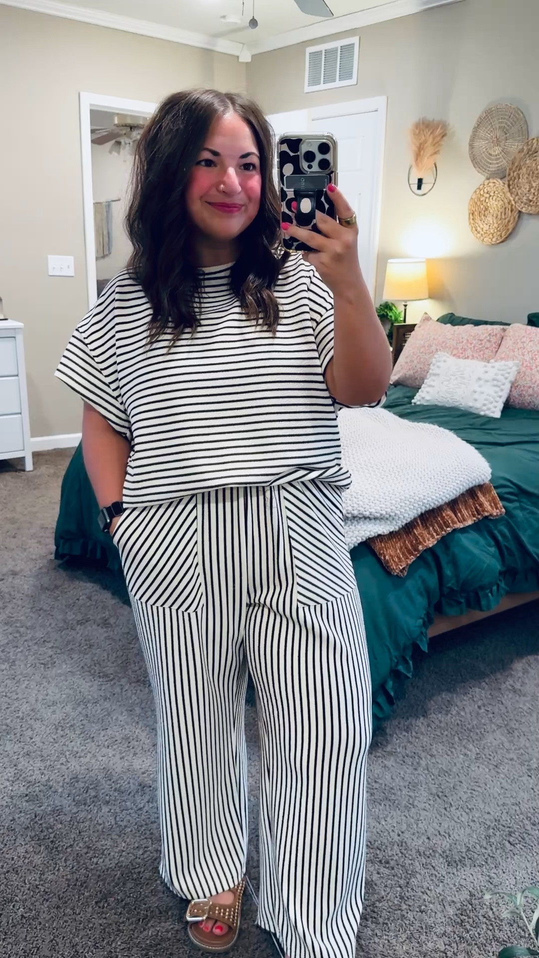 Stripes are stealing spring — fresh, fun, and endlessly wearable! Ya'll know I can't resist a two piece set!

sandals: fit true to size // wearing a 5
set: fits true to size // wearing an XL 

 

#LTKootd #LTKMidsize #LTKWorkwear