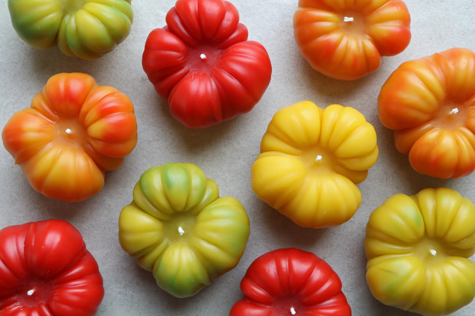 Heirloom Tomato Beeswax Candles - Etsy | Etsy (US)