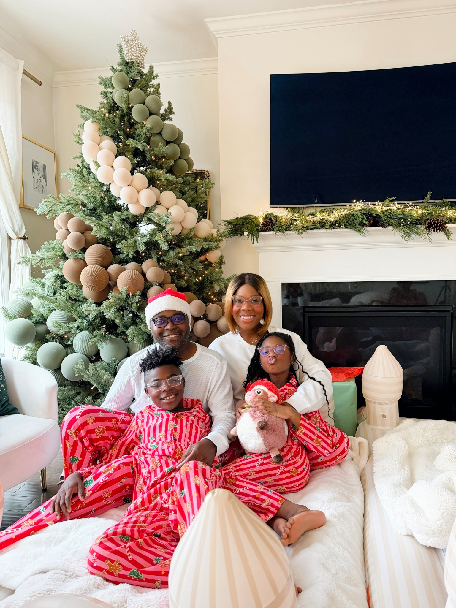 Christmas Day pjs 

#LTKmomlife #LTKHoliday