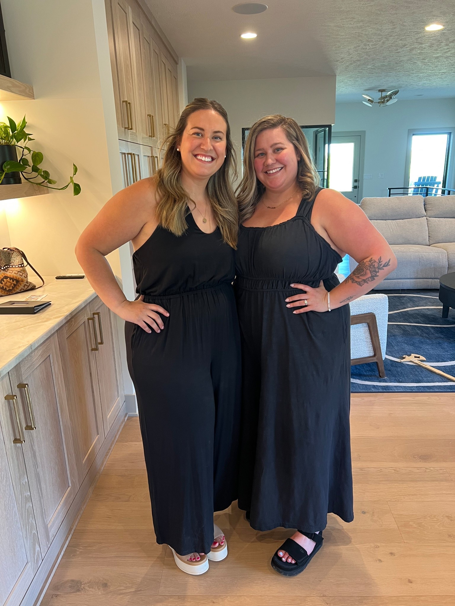 No, we didn’t plan to match 😂
#sisters

#LTKSeasonal #LTKMidsize #LTKFindsUnder100