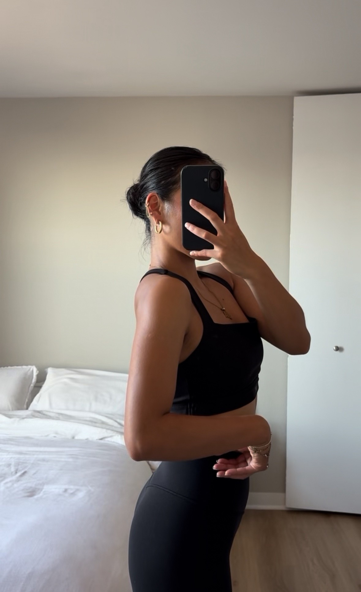 Loves a black workout set, sports bra is old set active 