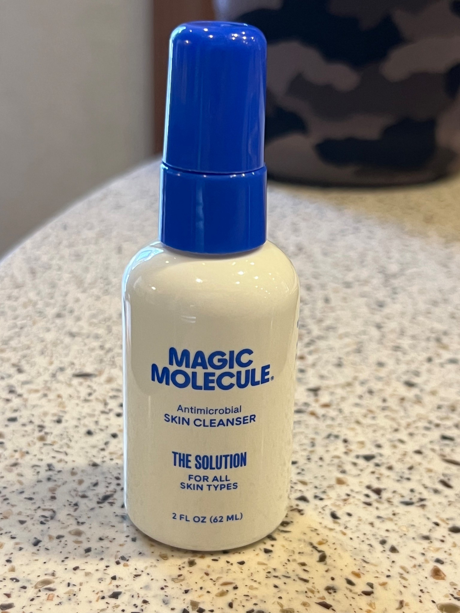 If you’re an acne prone person, HIGHLY, 10/10 recommend grabbing this kit!!!! A little goes a long way with this spray but man does it do its job 👏🏻👏🏻👏🏻

#LTKFindsUnder50 #LTKActive #LTKBeauty