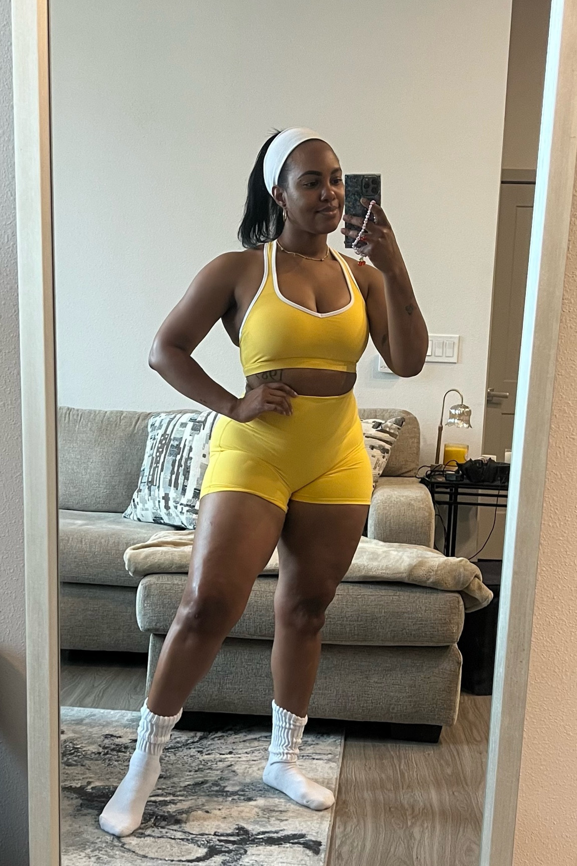 The yellow workout set that you WANT!! It’s double lined so you can actually train in it and gives you good support 💛💛💛

If you’re in between sizes it’s best to size up. Buff Bunny has an amazing size range too!

#LTKActive #LTKfitnessgoals
