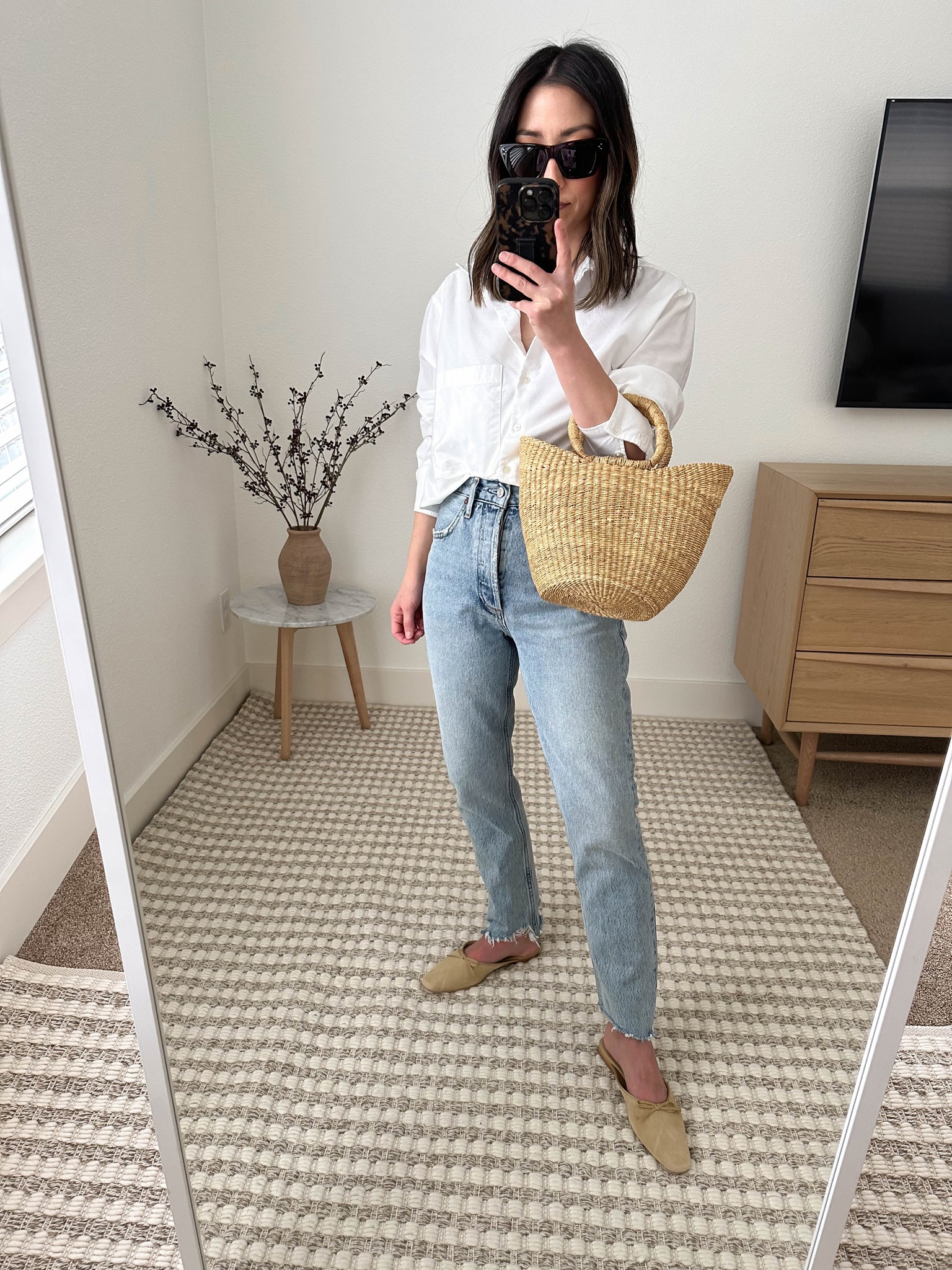 AYR Deep End white shirt. This is my favorite shirt of all time. Pretty oversized but great weight and drapes so nicely. 

Shirt - AYR xs
Jeans - AGOLDE 24
Mules - Doen 35
Bag - Dear Keaton 
Sunglasses - Celine 

Petite Style, Neutral outfit, capsule wardrobe, minimal style, street style outfits, Affordable fashion, Spring fashion, Spring outfit,

#LTKFind #LTKSeasonal #LTKitbag