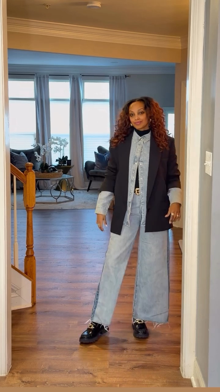 Casual Chic
✨Denim-on-denim but make it elevated. 
✨Blazers are incredibly versatile pieces that can elevate any outfit.
✨Blazer + Jeans: A classic combo that never fails. Pair a denim shirt with anything under , jeans, and loafers for a relaxed yet stylish look.

#fashion #style #stylish #40andfabulous #momfitbutmakeitcute