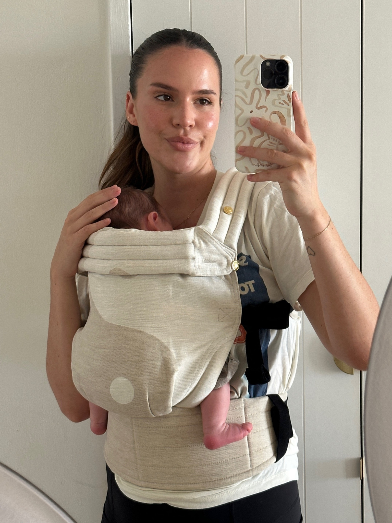 Obsessed with this carrier #ltkbaby 