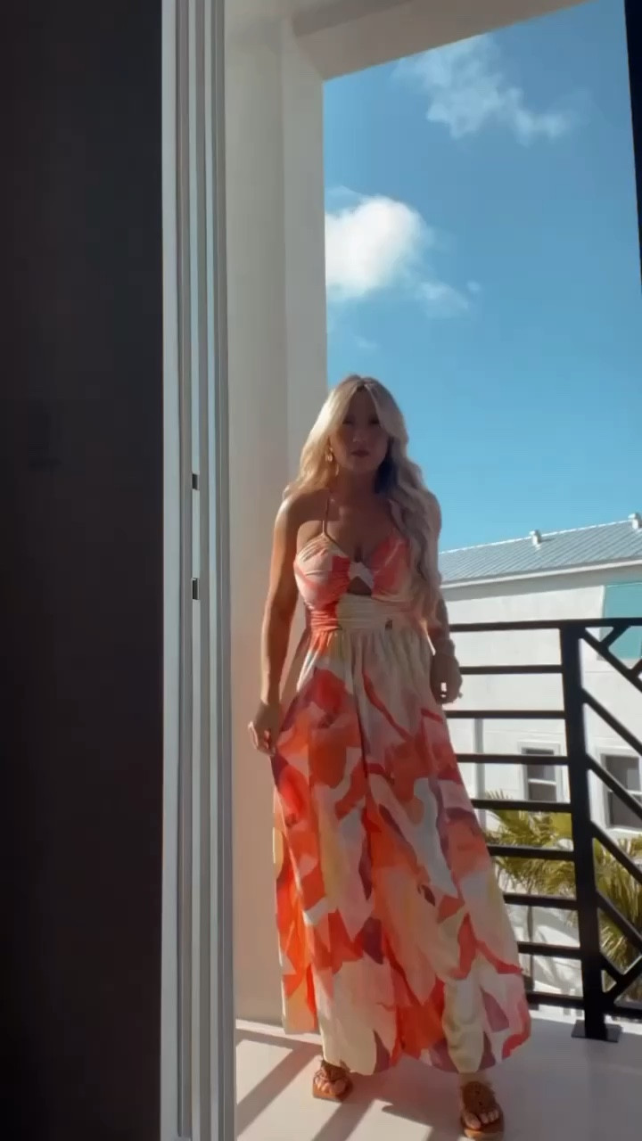 The H&M dress that looks like 100’s of dollars, but was not! 💸