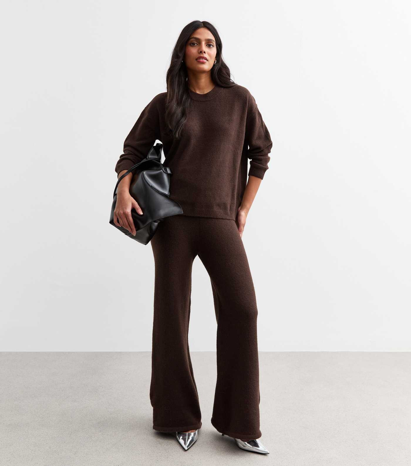 Brown Oversized Knitted Jumper
						
						Add to Saved Items
						Remove from Saved Items | New Look (UK)