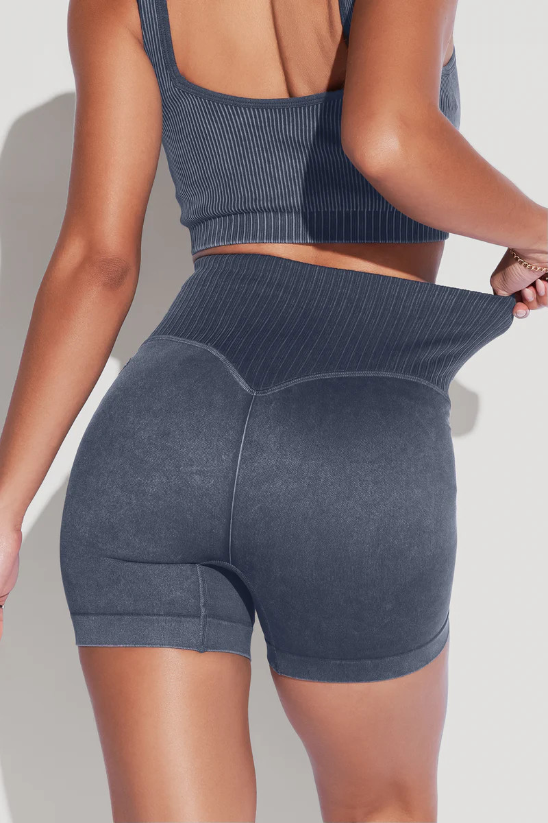Supersculpt™ Seamless Midi Shorts - Vintage Indigo | POPFLEX