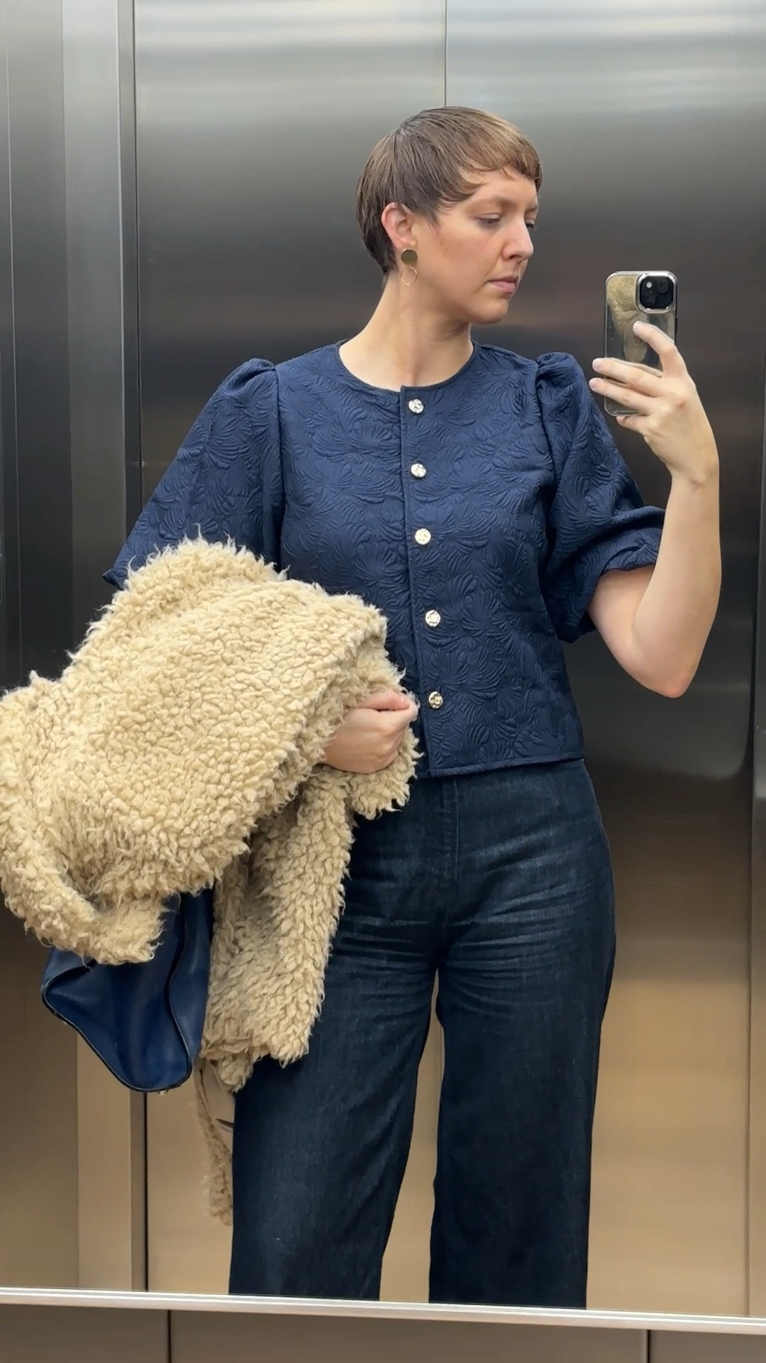 So many compliments for that top 🩵 it is originally from Costes Antwerp!

#LTKdeutschland #LTKeurope #LTKautumn