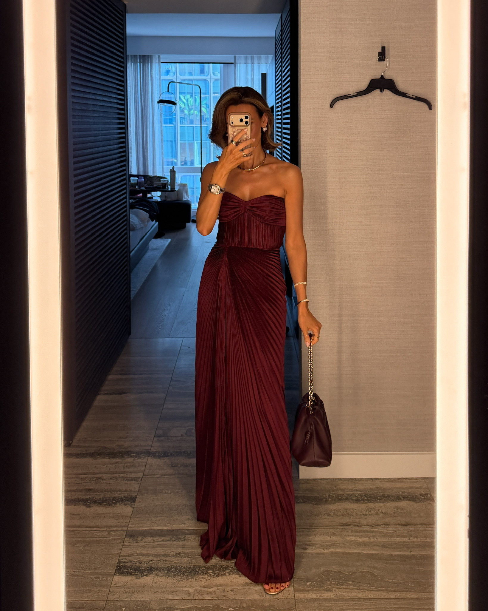 Beautiful wedding guest dress for fall and winter, so flattering and elegant

#LTKWedding #LTKSeasonal