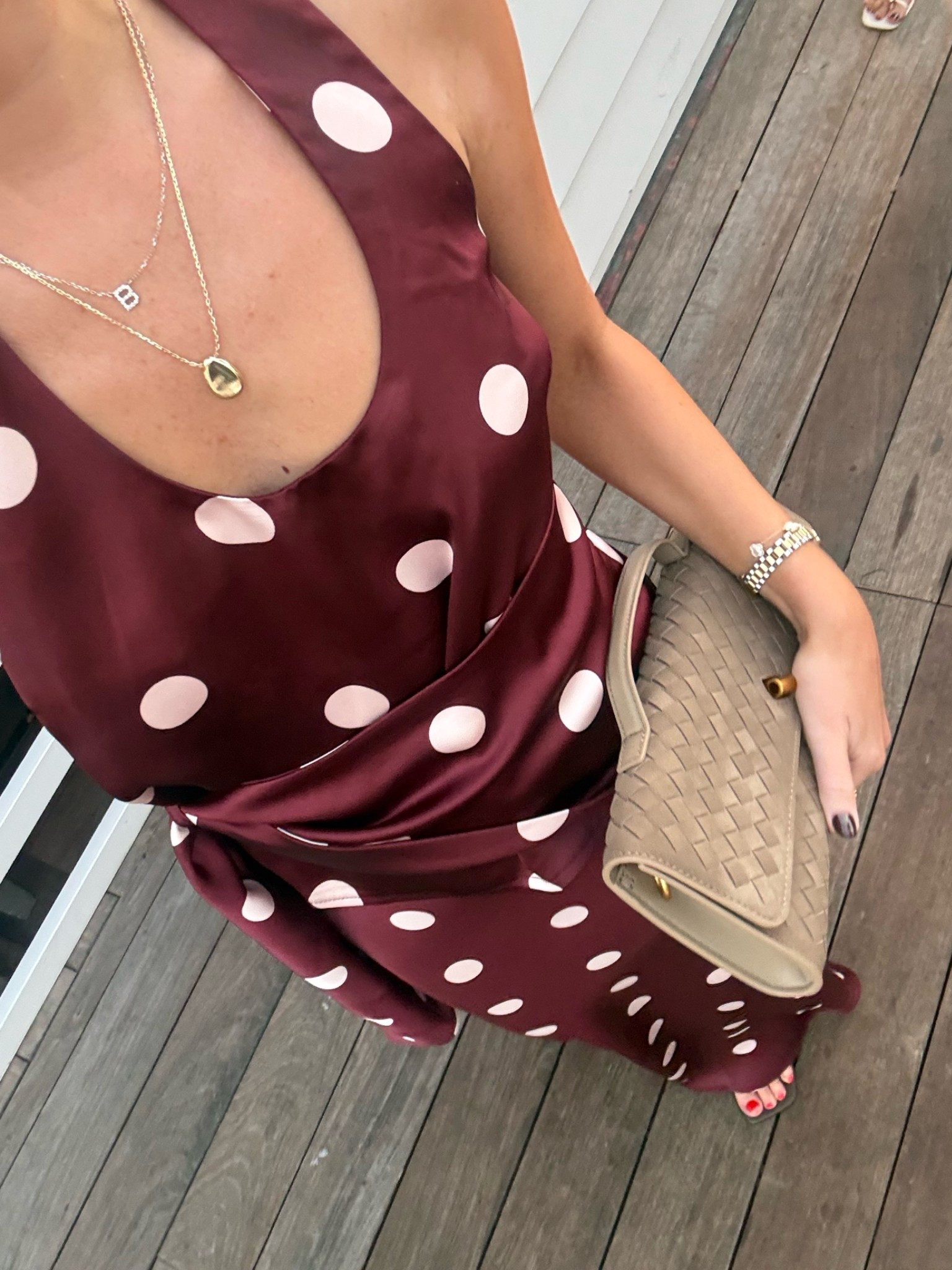 The most stunning polka dot set! Would be so cute for a fall wedding! 

Wedding guest, fall style