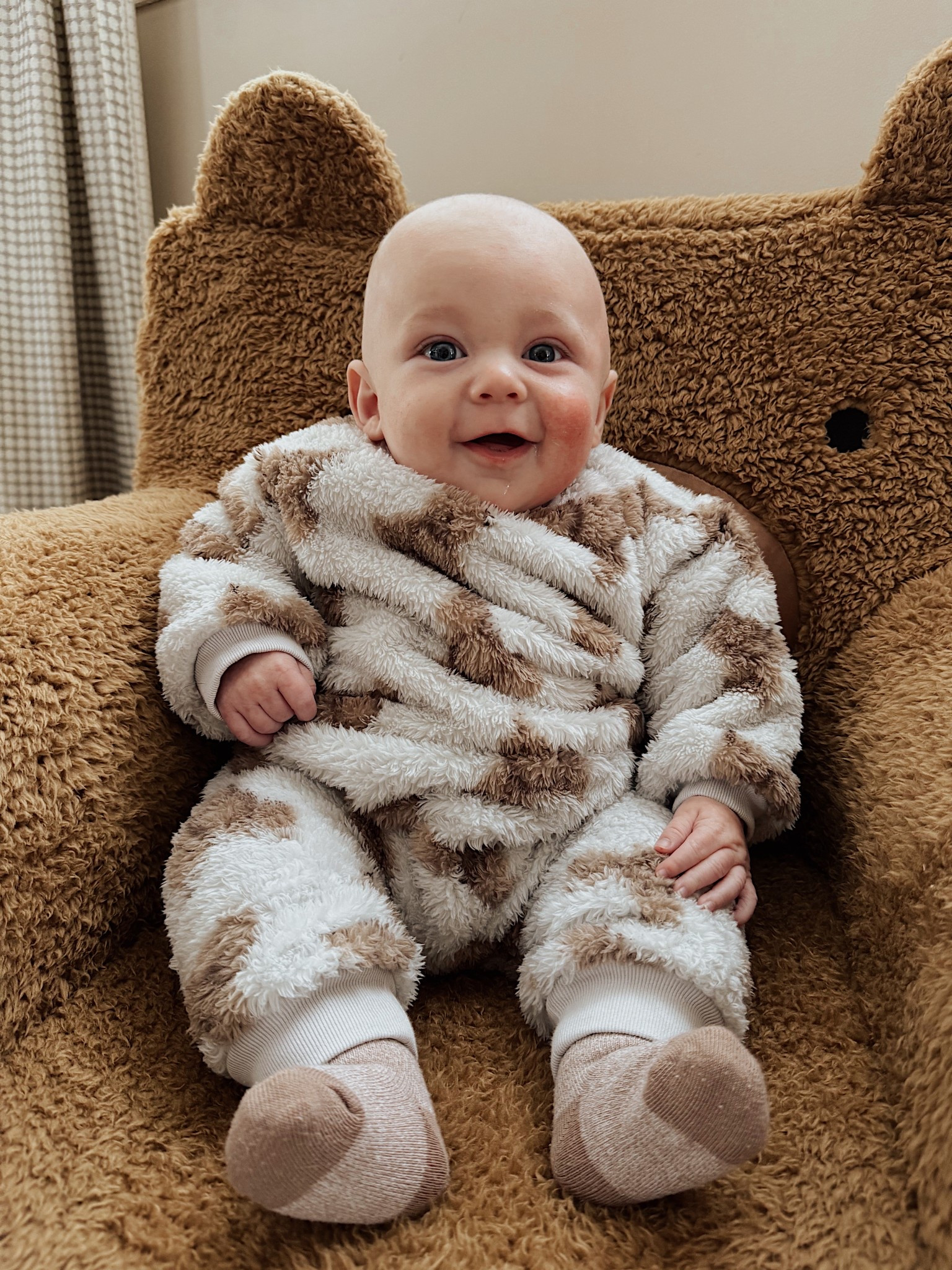 when your snow day fit is 10/10 🐻❄️

#snowday #itsamarshmallowworld #howyouweargap #babyboystyle 

#LTKootd #LTKBaby #LTKKids