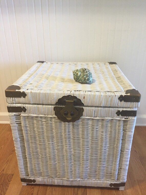 WHITE WICKER TRUNK with Brass Accents Night Stand, End Table, Summer Living, Beach Decor, Boho Decor | Etsy (US)