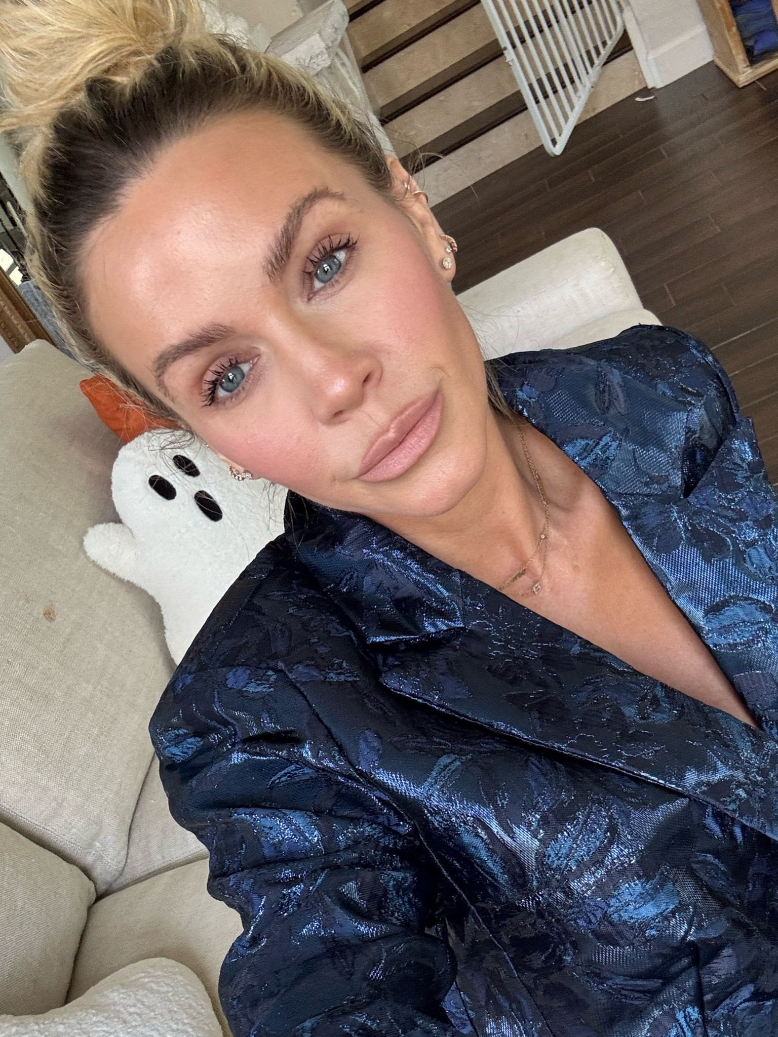 Makeup details and the best holiday suit jessicapayne30 gets 30% off sitewode 

Foundation shade 3 
Concealer 2
Blush just enough with baby over top 
Mario eye palette the 3 red shade over then topped with baby again 
Lips anywhere caffeine 
Lipstick platinum 
Nars powder 


#LTKBeauty #LTKFindsUnder50 #LTKSaleAlert