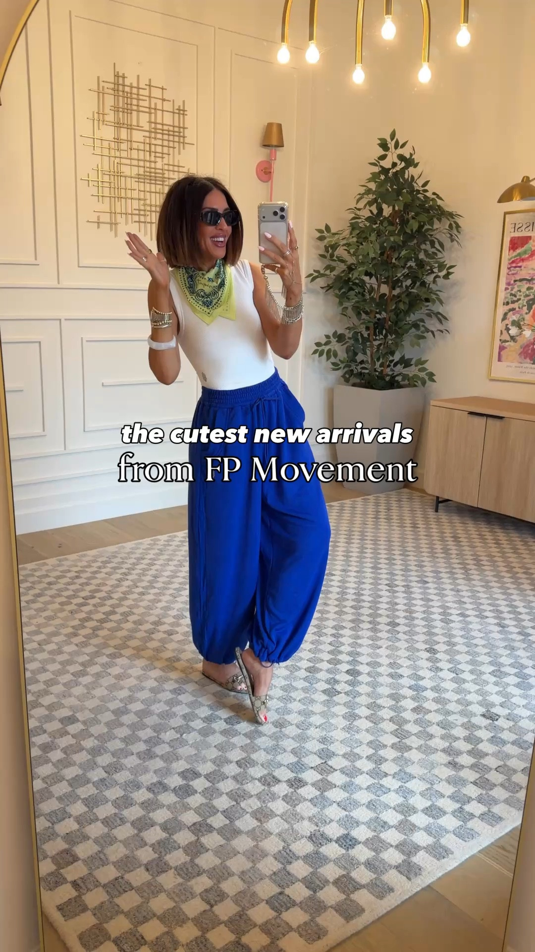 Hot shot set - size M
Oversized tee - size M (should’ve done a S)
Balloon sweats - size M (for length only)
Tank - size S





#LTKSaleAlert #LTKSeasonal #LTKootd