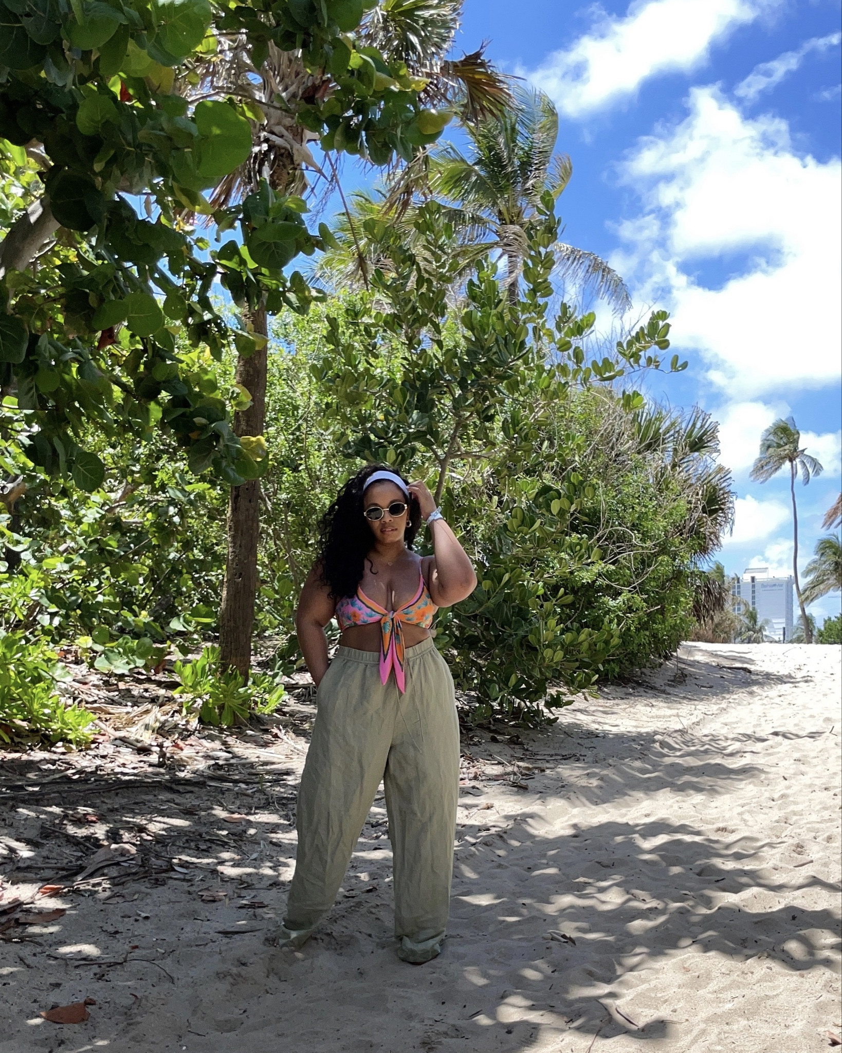 H&M is my go to for linen pants! 🩷