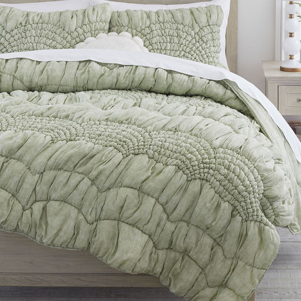 Cream Puff Microfiber Quilt | Pottery Barn Teen