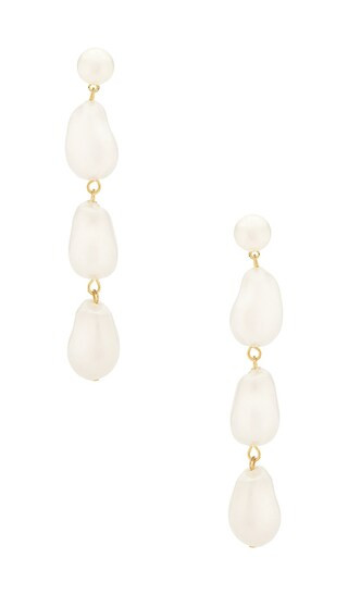 Lilly Earrings in Pearl | Revolve Clothing (Global)