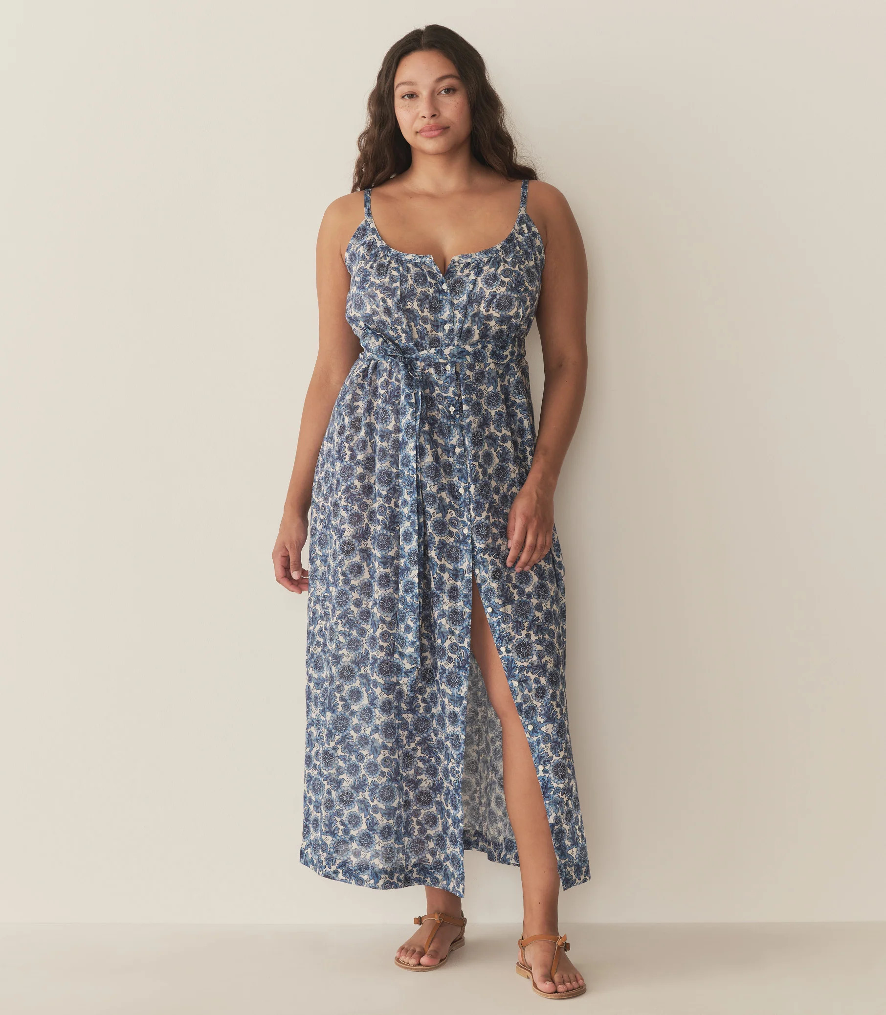 Nevita Dress - Bleu Soleil Fleurit | DÔEN | DOEN