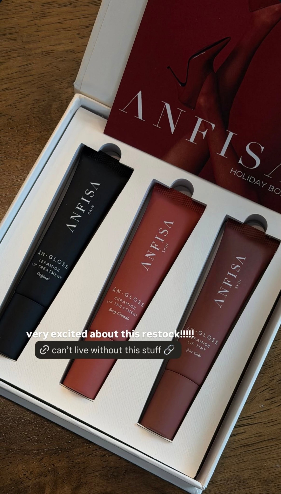 All time favorite gloss 

#lipgloss #makeup #skincare #skincarepostpartum 


#LTKselfcare #LTKBeauty #LTKmorningroutine