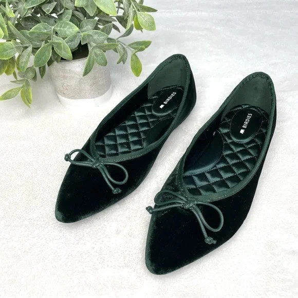 Birdies The Goldfinch Flats in Hunter Green Velvet Size 5 NEW Pointed Toe Bow | Poshmark