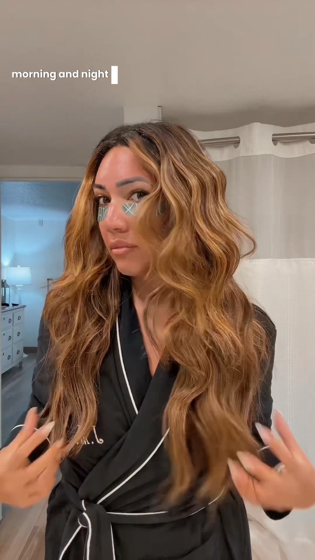 Everyone asks what extensions actually look like after sleeping in them on vacation… so here’s the real answer 🤍

This is one full week with my Bellami weft extensions in Florida—humidity, ocean air, all of it. I’ve been sleeping in loose braids every night and using a small amount of Oribe oil on the ends morning and night.

No heat, no styling—just taking them out of the braids. Honestly impressed with how soft they still feel.