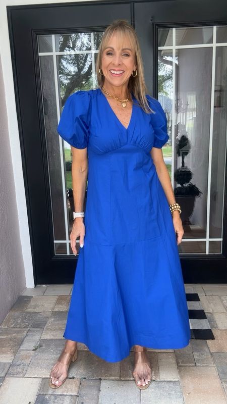 This cotton poplin dress has details that make it stand out and the flattering cut will look good one every body! 
Wearing a 2, runs TTS.
Summer dress 
Dresses 
Summer outfits 

#LTKOver40 #LTKSaleAlert #LTKStyleTip