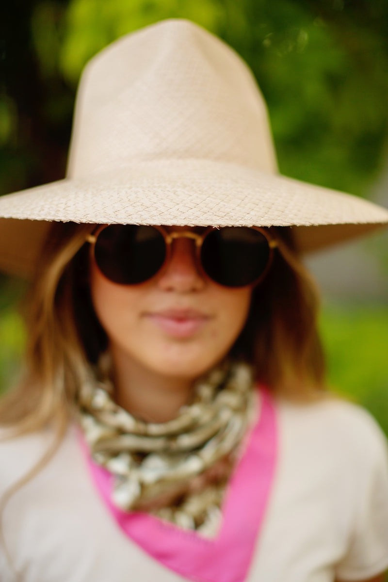 THE SEAGRASS // BONE BLUSH | SISSY LIGHT
