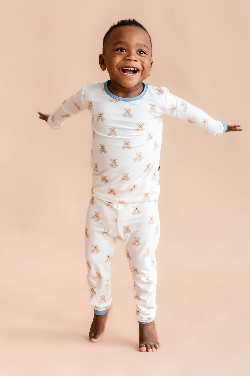 Long Sleeve Pajamas in Teddy Bear | Kyte Baby