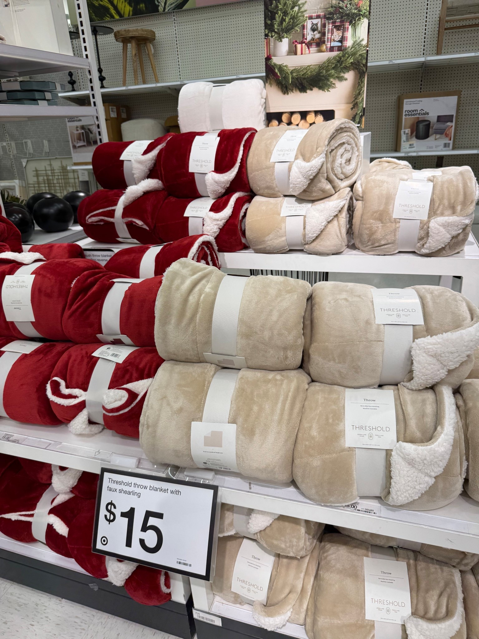 The coziest Threshold throw blanket for all winter. Also, perfect last minute gift. 



#LTKGiftGuide #LTKHome #LTKFindsUnder50