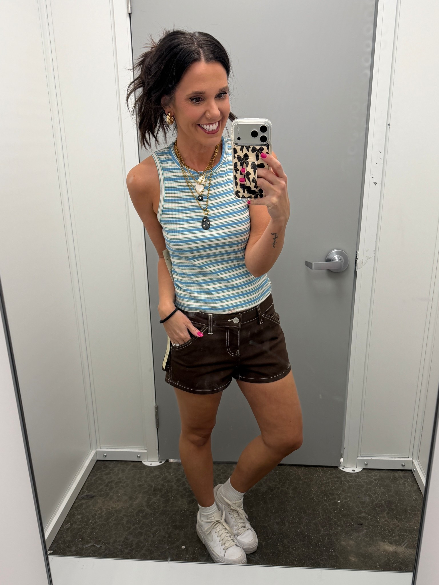 Use code KERRISSA and save 40% off my necklace stack