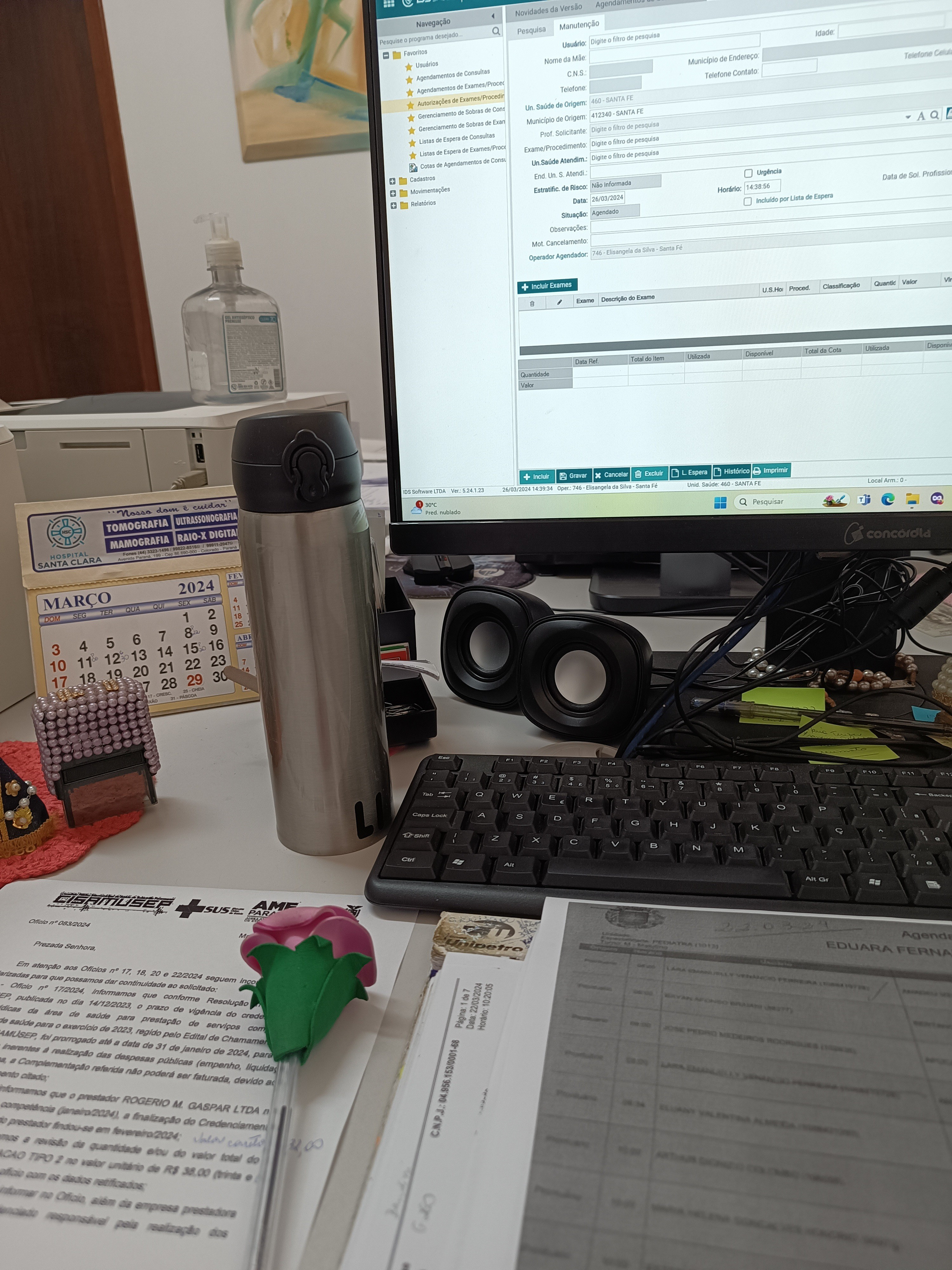 Apesar de muito trabalho, não esqueça de se hidratar e beber água. Faça como eu, já deixa a garrafinha de água do lado.

#LTKbrasil