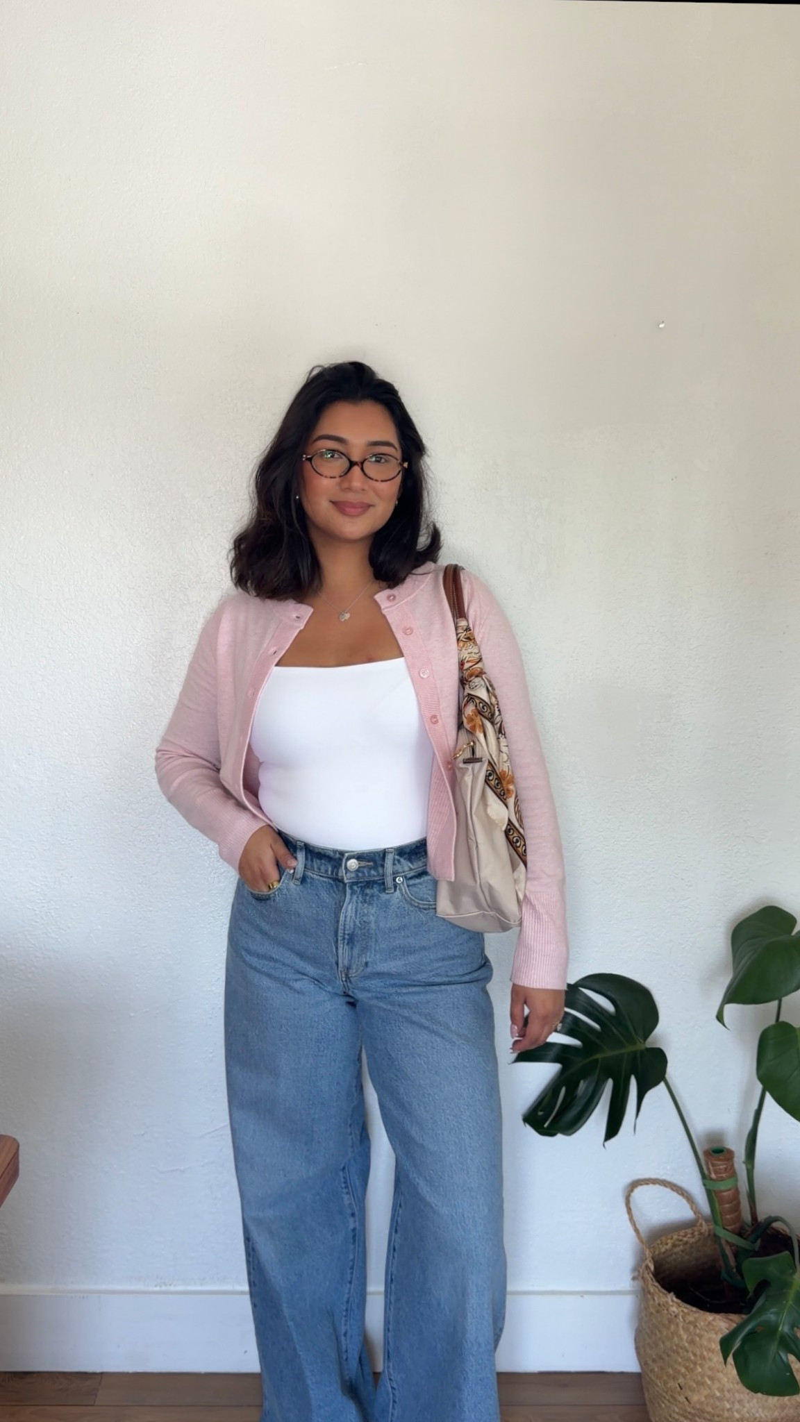 obsessing over this spring outfit 🌸#springoutfit #cardiganoutfit #denimstyle #neutralstyle #ltkstyle

#LTKootd #LTKgrwm #LTKSeasonal