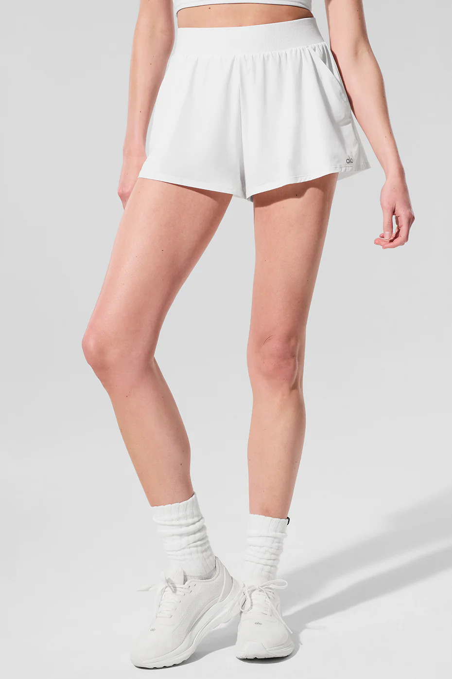 ALO | Breezy Short in White, Size: 2XS | Alo Yoga (US)