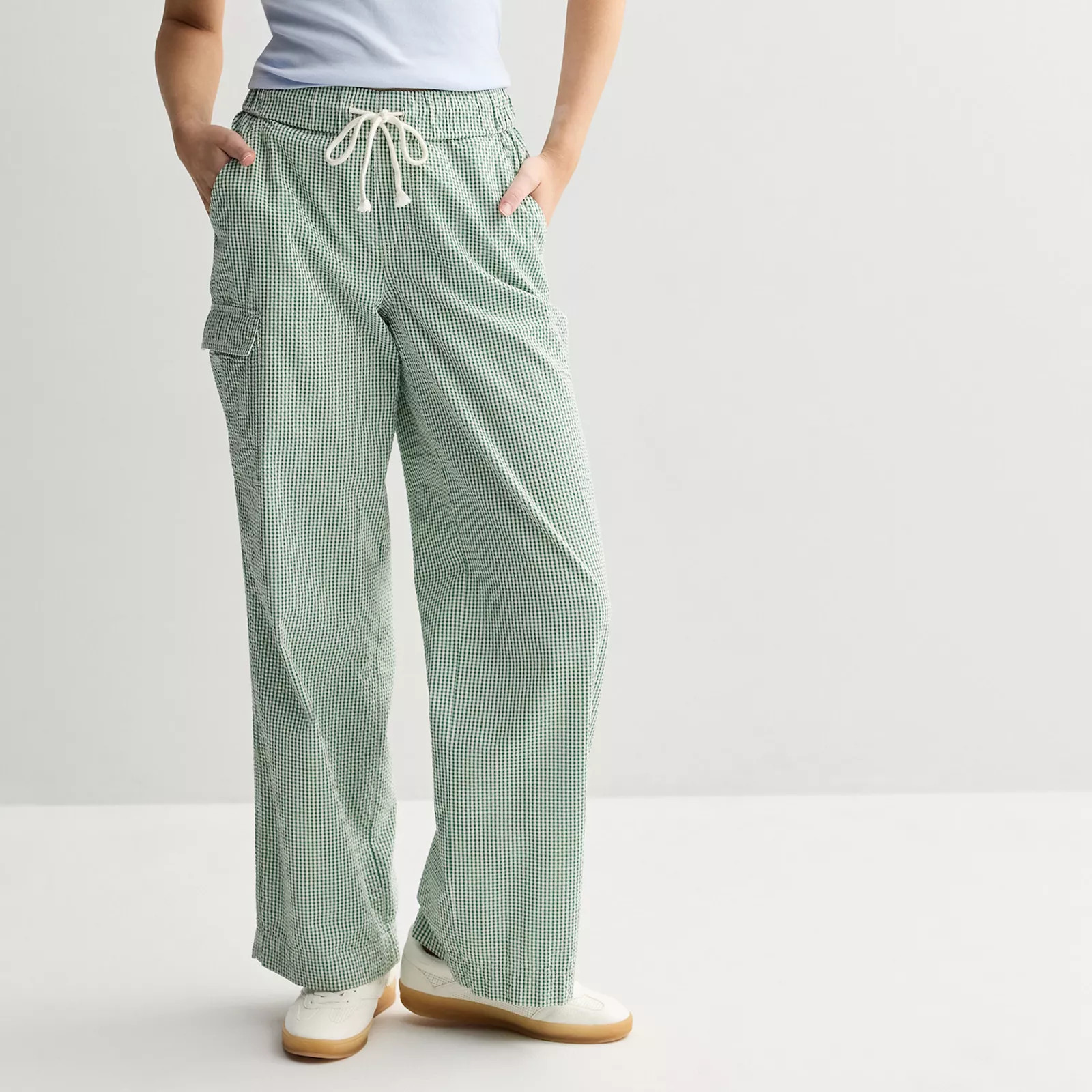 Juniors' SO® Mid Rise Pull-On Seersucker Pants | Kohl's