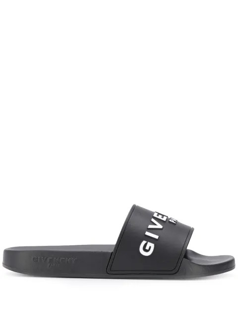 raised logo slides | Farfetch (US)