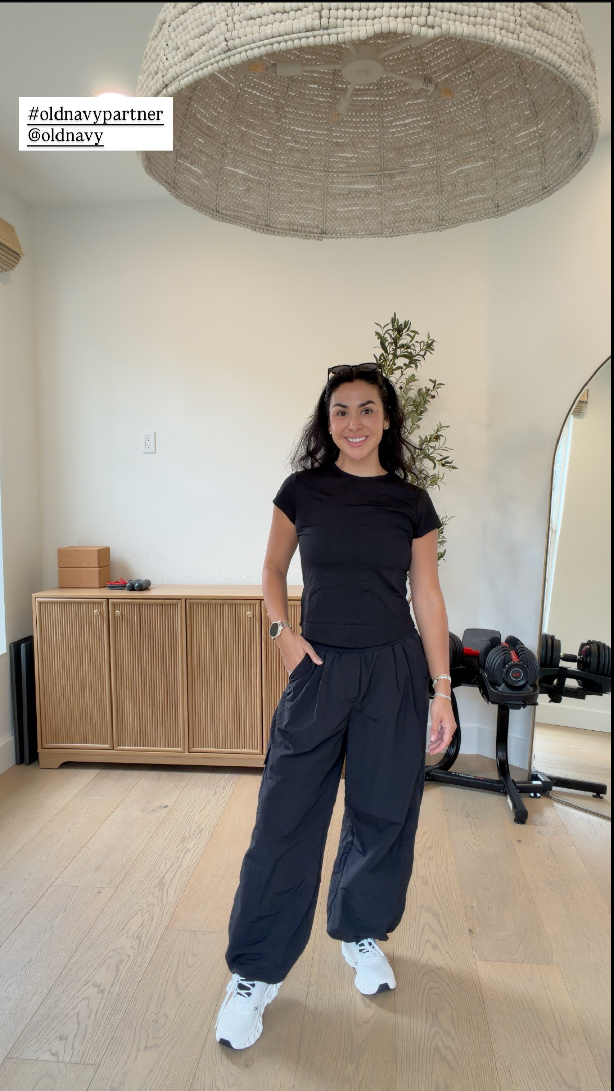 #oldnavypartner This outfit is exactly what I want to throw on for school drop-off, errands, a workout… basically my entire day. Comfy, flattering & put together! 
The new @oldnavy Sport collection has so many good pieces right now. Linking my whole look for you to shop! 🤎
 

 #LTKootd #LTKmomlife #LTKActive