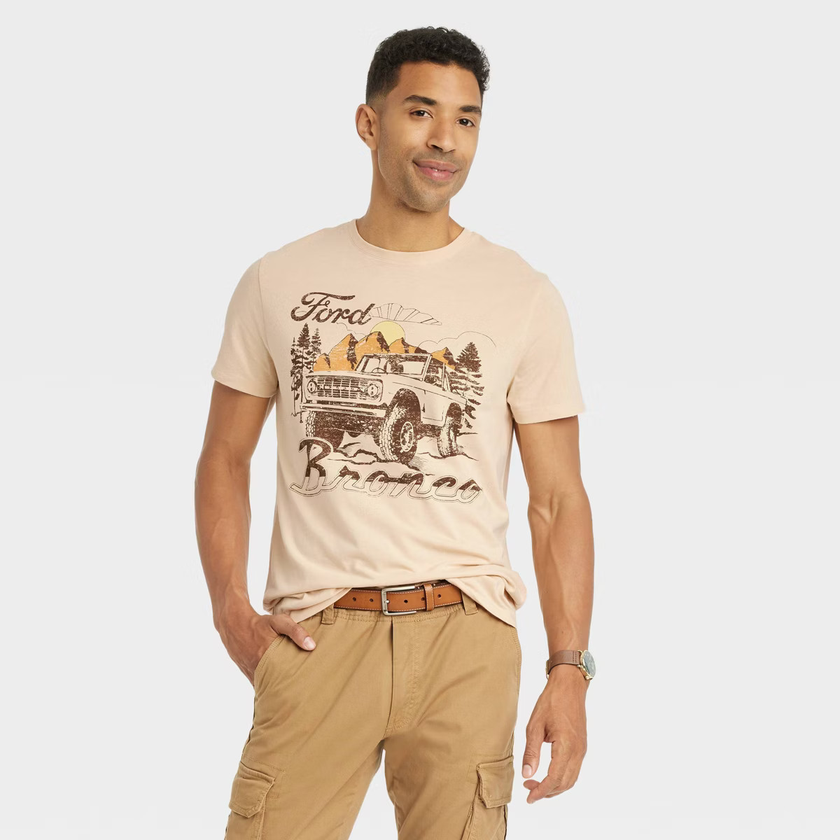 Men's Short Sleeve Crewneck Graphic T-Shirt - Goodfellow & Co™ | Target