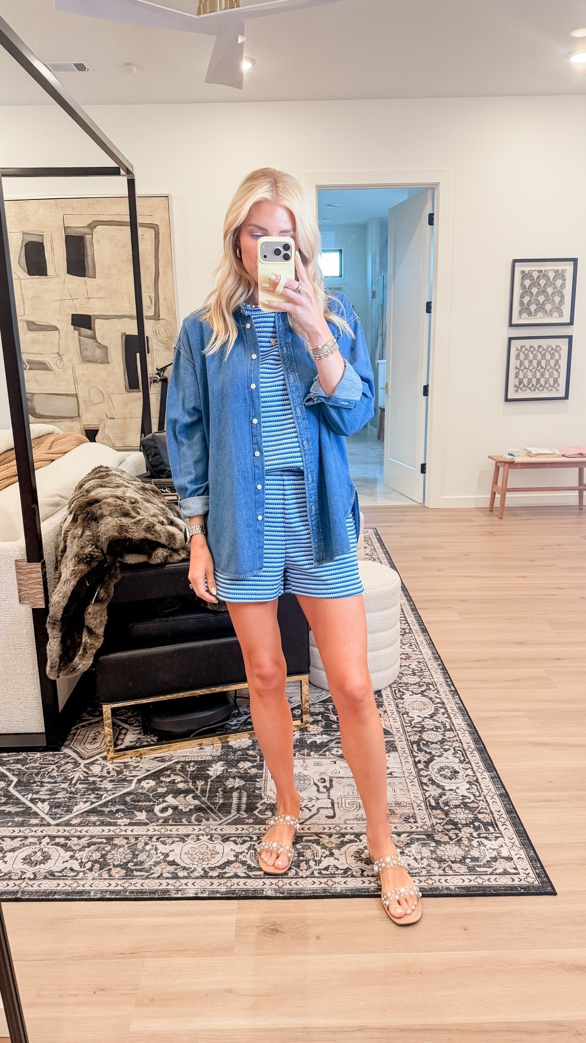 Loving this textured two piece set! Wearing size small