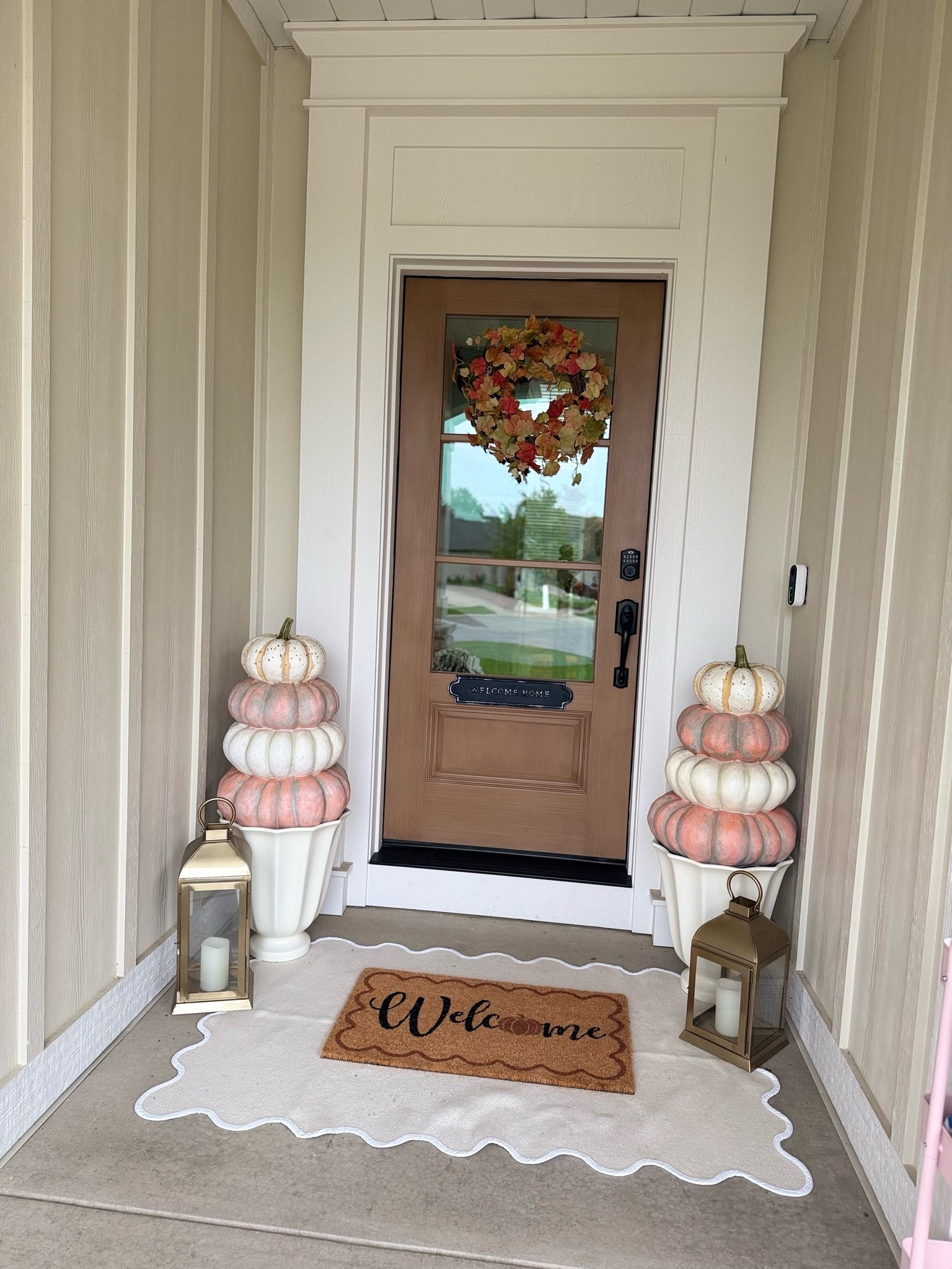 Fall front porch decor