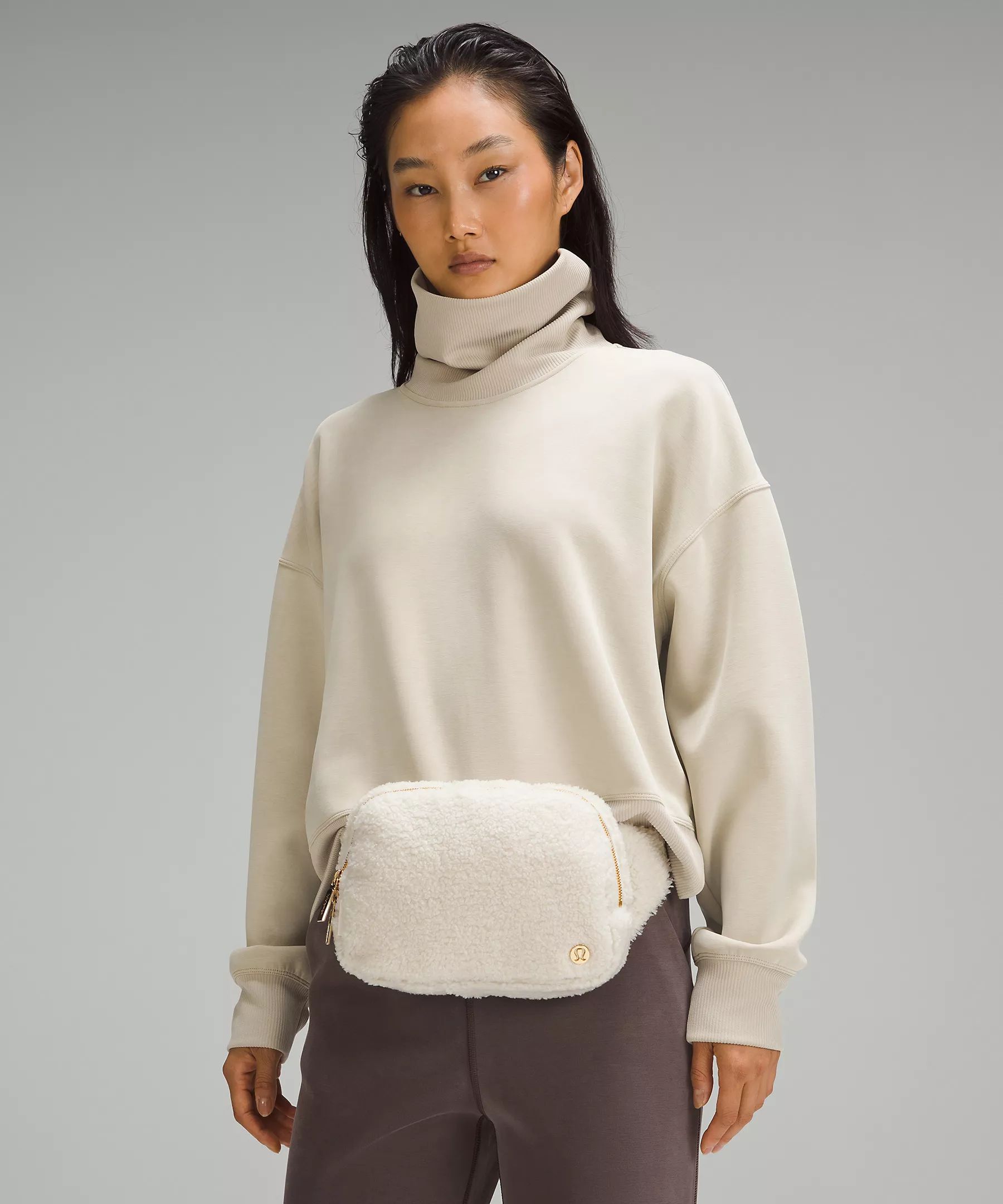 Everywhere Belt Bag Large 2L *Fleece | Unisex Bags,Purses,Wallets | lululemon | Lululemon (US)